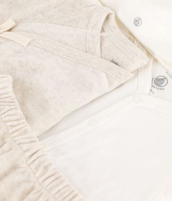 Vierteiliges Baby-Set aus Baumwolle variante 1
