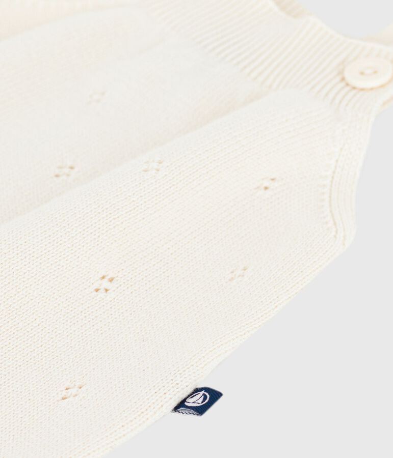 Baby-Kurzoverall aus Baumwollstrick mit Lochstickerei naturfarben